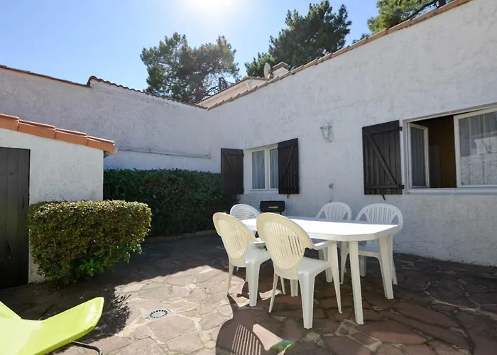 Maison Plain-pied 4 Pieces Proche Mer, 6 Pers, Patio - Fr-1-705-74 *